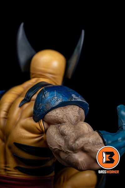 Ultimate Wolf 1/4 Scale Statue