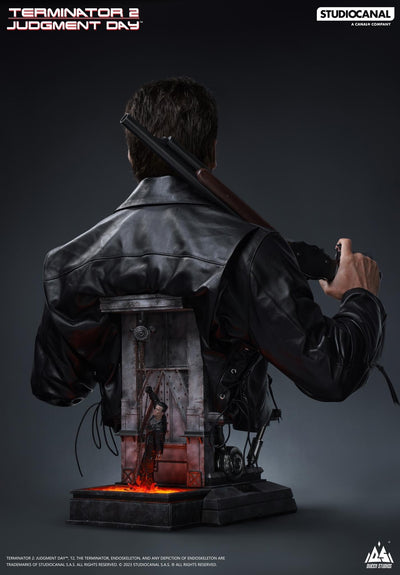 T-800 Ver. 2 (Static) Life-Size Bust