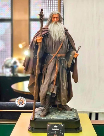 LOTR - Gandalf 1/3 Scale Statue