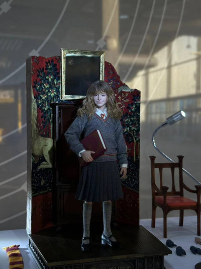 Harry Potter - Hermione Granger InArt 1/6 Scale Figure