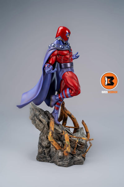 Ultimate Magneto 1/4 Scale Statue by Brosworker Studio