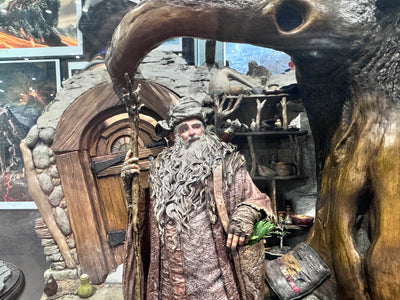 The Hobbit - Radagast in Rhosgobel 1/6 Scale Statue