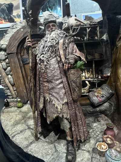 The Hobbit - Radagast in Rhosgobel 1/6 Scale Statue