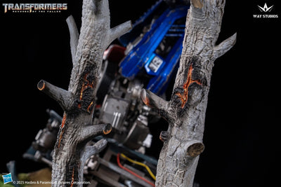 Transformers: Revenge of the Fallen - Optimus Prime vs. Megatron Statue