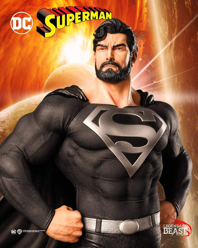 Superman Black Suit (Exclusive) Prestige Series 1/3 Scale Statue