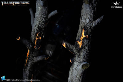 Transformers: Revenge of the Fallen - Optimus Prime vs. Megatron Statue