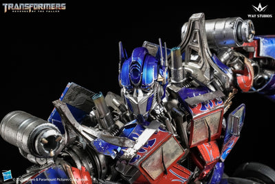 Transformers: Revenge of the Fallen - Optimus Prime vs. Megatron Statue