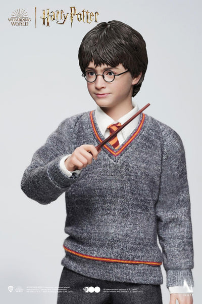 Harry Potter and the Sorcerer's Stone - Harry Potter Standard In Art 1/6 Scale Figure