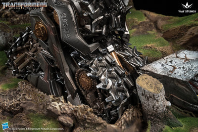 Transformers: Revenge of the Fallen - Optimus Prime vs. Megatron Statue