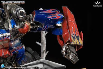 Transformers: Revenge of the Fallen - Optimus Prime vs. Megatron Statue