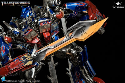 Transformers: Revenge of the Fallen - Optimus Prime vs. Megatron Statue