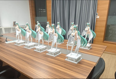 Morrigan 1/4 Scale Statue by Huna Xi Studio