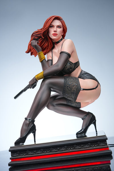 Black Widow (Regular) Statue by Cincronize Labs