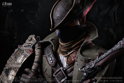Bloodborne - Hunter (w/ Meat Saw & Hunter Pistol) Life-Size Bust