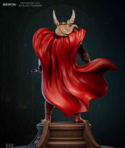 Thor Odinson 1/3 Scale Statue by Pin Jiang Iron Studio
