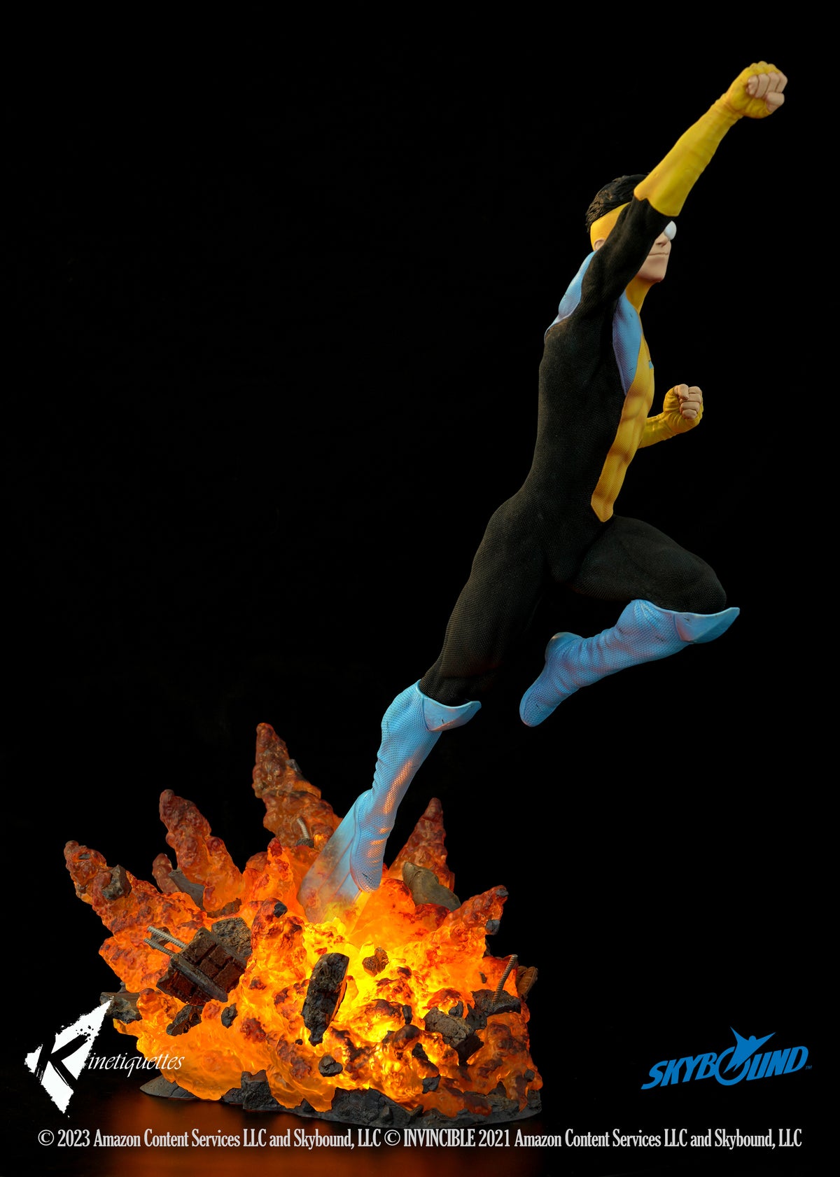 Invincible - Mark Grayson 1/4 Scale Statue - Spec Fiction Shop