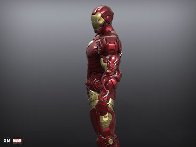 Iron Man - Suit Up (Ver. B) 1/4 Scale Statue