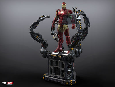 Iron Man - Suit Up (Ver. B) 1/4 Scale Statue