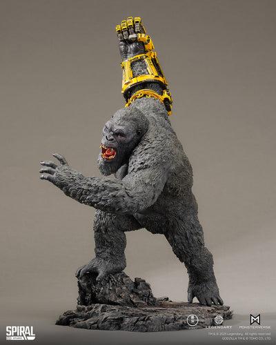 Godzilla x Kong: The New Empire - Kong 2024 (B.E.A.S.T. Glove Version) Statue