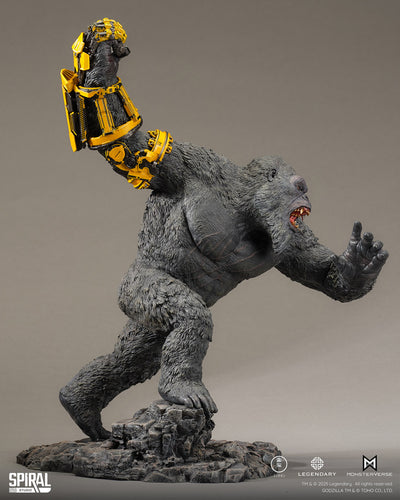 Godzilla x Kong: The New Empire - Kong 2024 (B.E.A.S.T. Glove Version) Statue