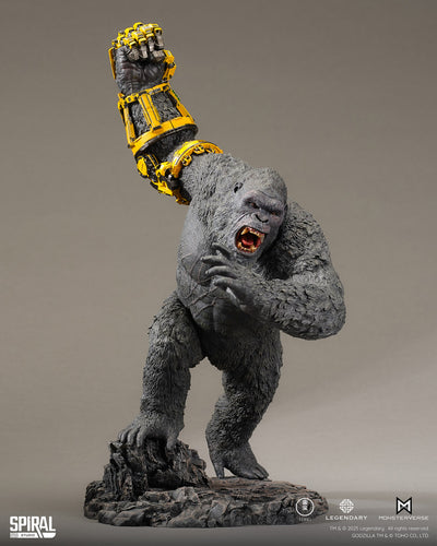 Godzilla x Kong: The New Empire - Kong 2024 (B.E.A.S.T. Glove Version) Statue