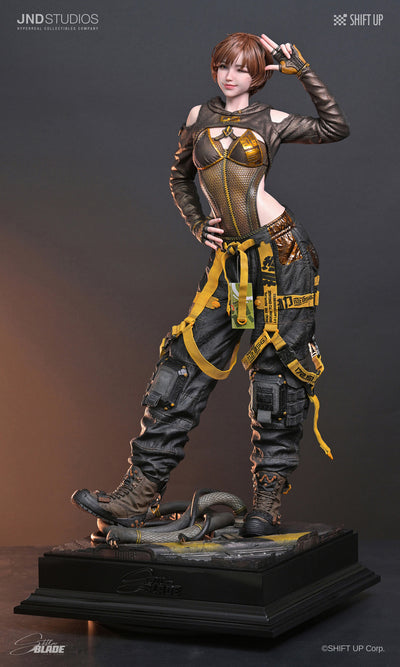 Stellar Blade - Raven & Lily 1/3 Scale Statue Set