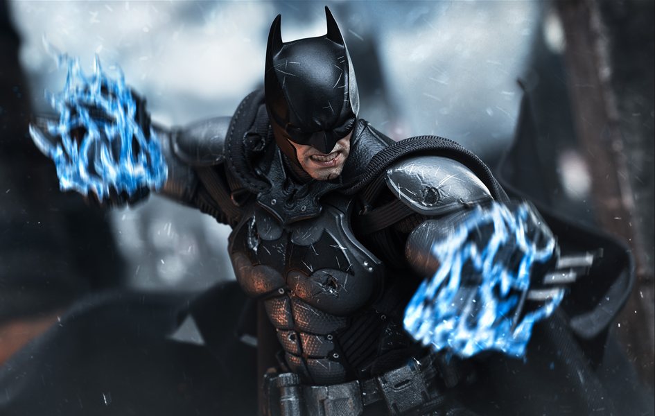 Batman: Arkham Origins - Batman (Battle-Damaged) InArt 1/12 Scale