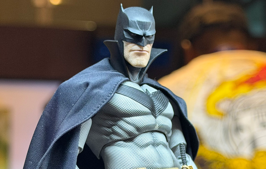 White Knight - Batman InArt 1/12 Scale Figure