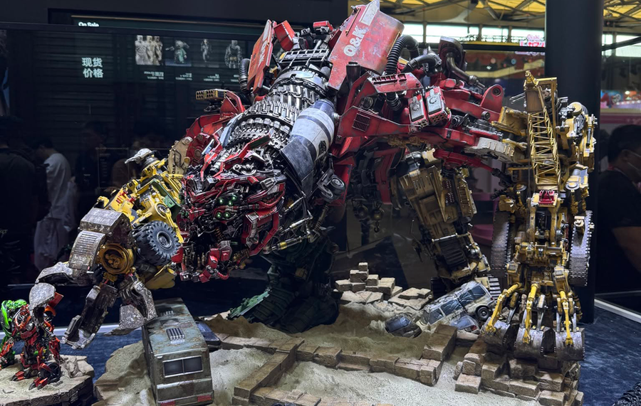 Transformers: Revenge of the Fallen (2009) - Devastator Statue