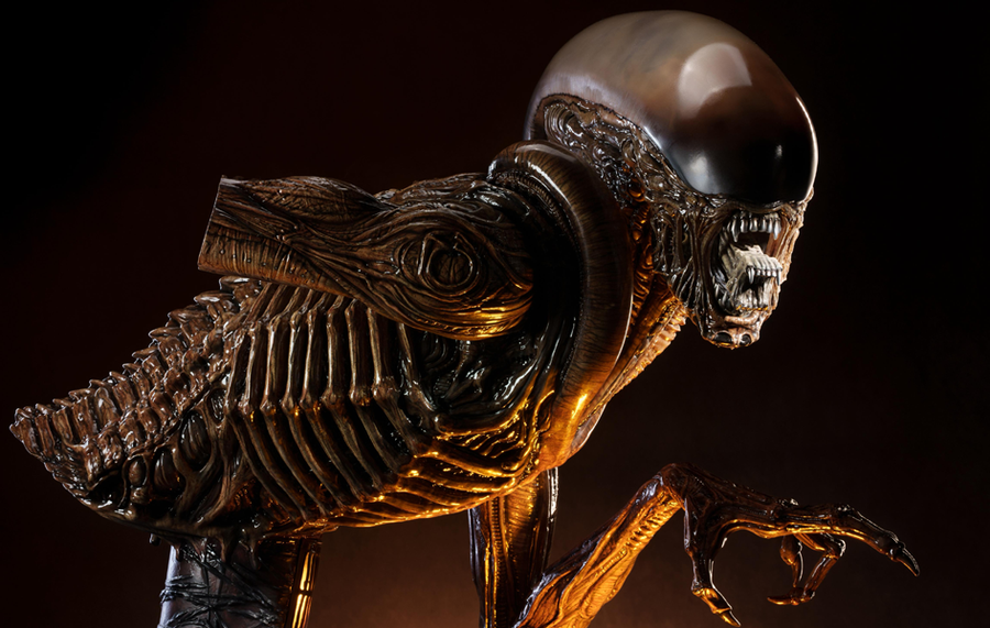 Dog Alien Life-Size Bust by Deep Myth
