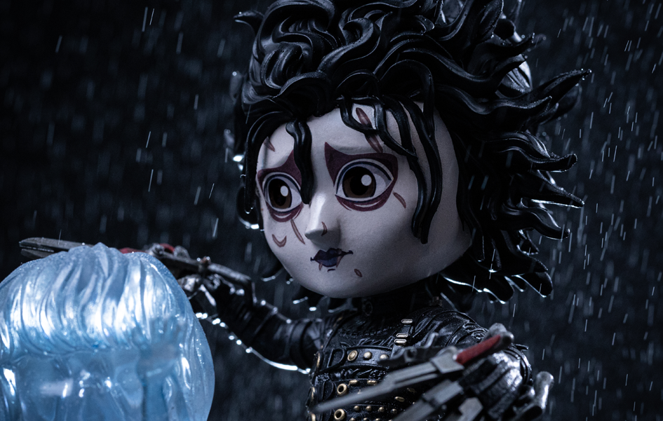 Toy Art Scale