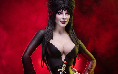 Elvira Mistress of the Dark Statue