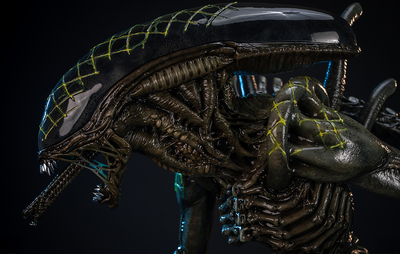 Alien vs. Predator - Grid Alien 1/2 Scale Statue
