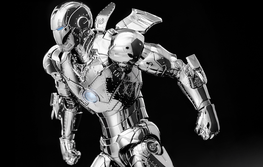 The Infinity Saga - Iron Man Mark 2 DLX (Chrome Edition) Figure