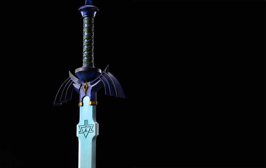 The Legend Of Zelda Breath of the Wild - Master Sword Life-Size Statue