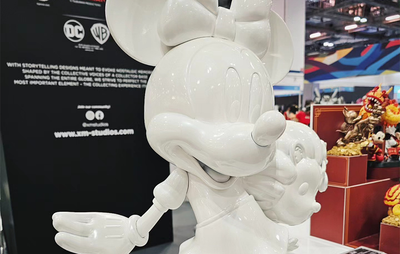 Minnie Mouse (Singapore Edition) Statue