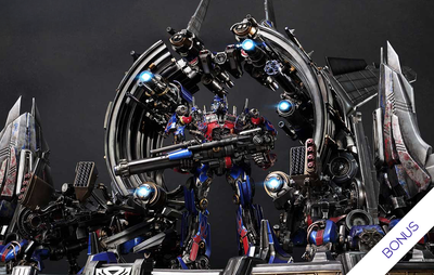 Transformers: Darkside of the Moon - Optimus Prime Weapons Depot (Bonus) Statue