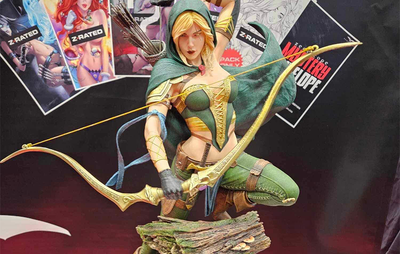 Robyn Hood Statue
