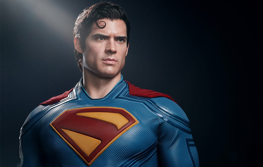 Superman (2025) Life-Size Statue