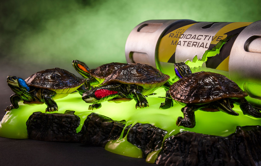 TMNT Origins Deluxe Life-Size Diorama