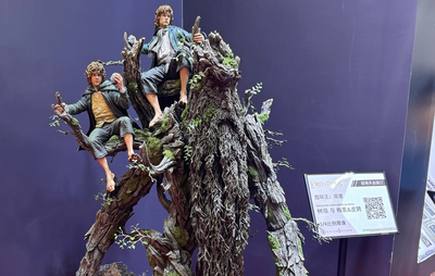 LOTR: The Two Towers - Treebeard w/ Merry & Pippen 1/4 Scale Statue