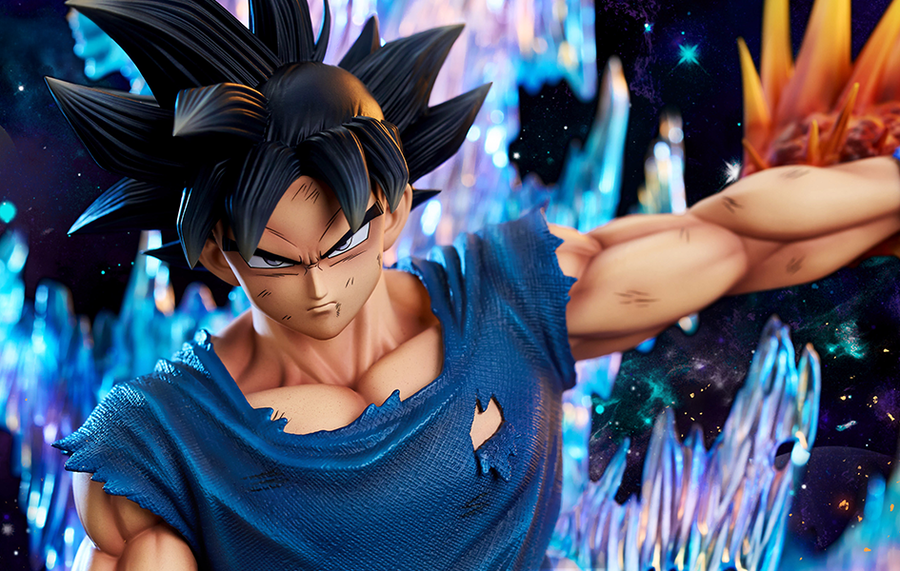 Ultra Instinct Goku 1/6 Scale Statue