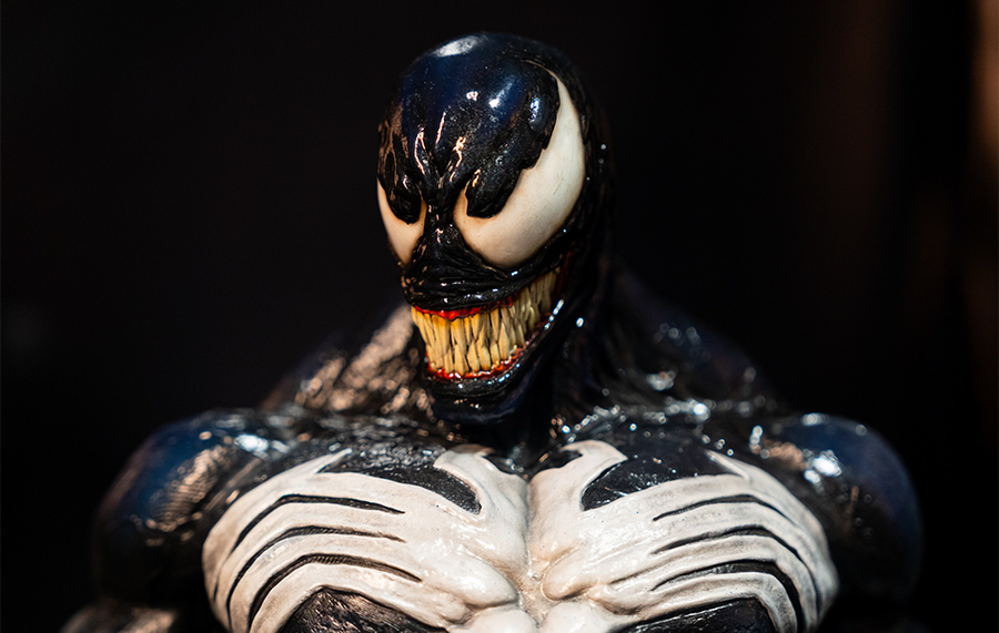 Venom Prestige Series 1/3 Scale Statue