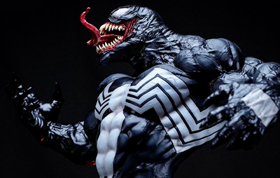 Venom 1/4 Scale Statue by Exorez