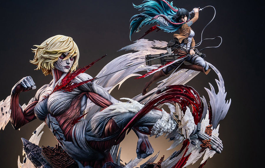 Attack On Titan - Mikasa vs. Female Titan Statue
