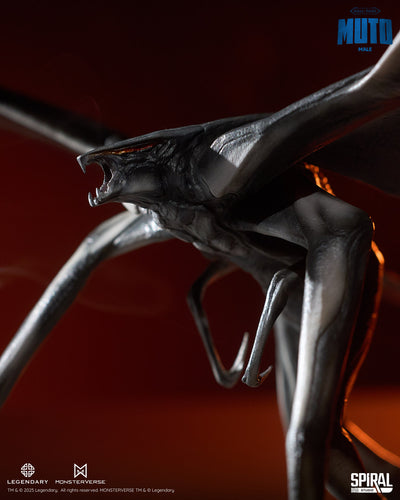 Godzilla (2014) - Muto Male Statue