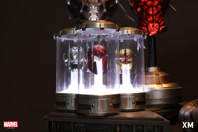 Maestro (Version B) 1/4 Scale Statue - SECRET