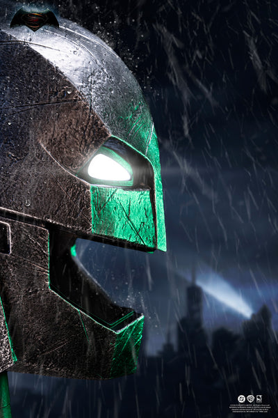 Batman v Superman (2016) - Armored Batman Helmet Life-Size Replica