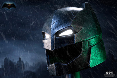 Batman v Superman (2016) - Armored Batman Helmet Life-Size Replica