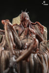 Pleats SUM Version Resin Statue